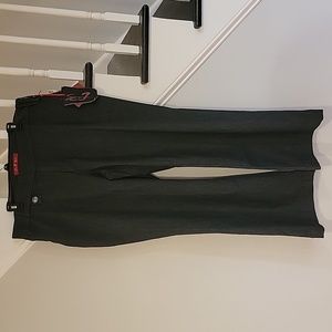 NWT - Women's Seven7 Premium Denim Wide Legged Trousers - Size 18. Biz/Casual A+